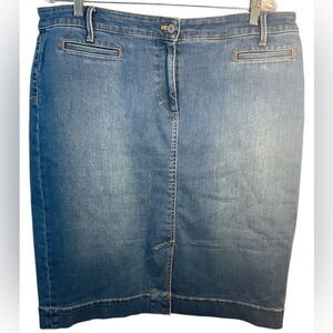 Talbots Ladies denim Skirt 16 Blue knee length Plus Size Capsule Minimalist Day